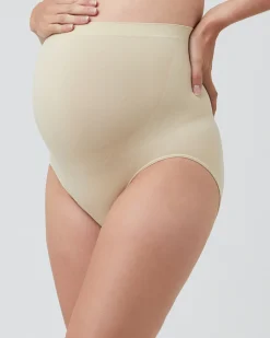 Seamless Brief Natural